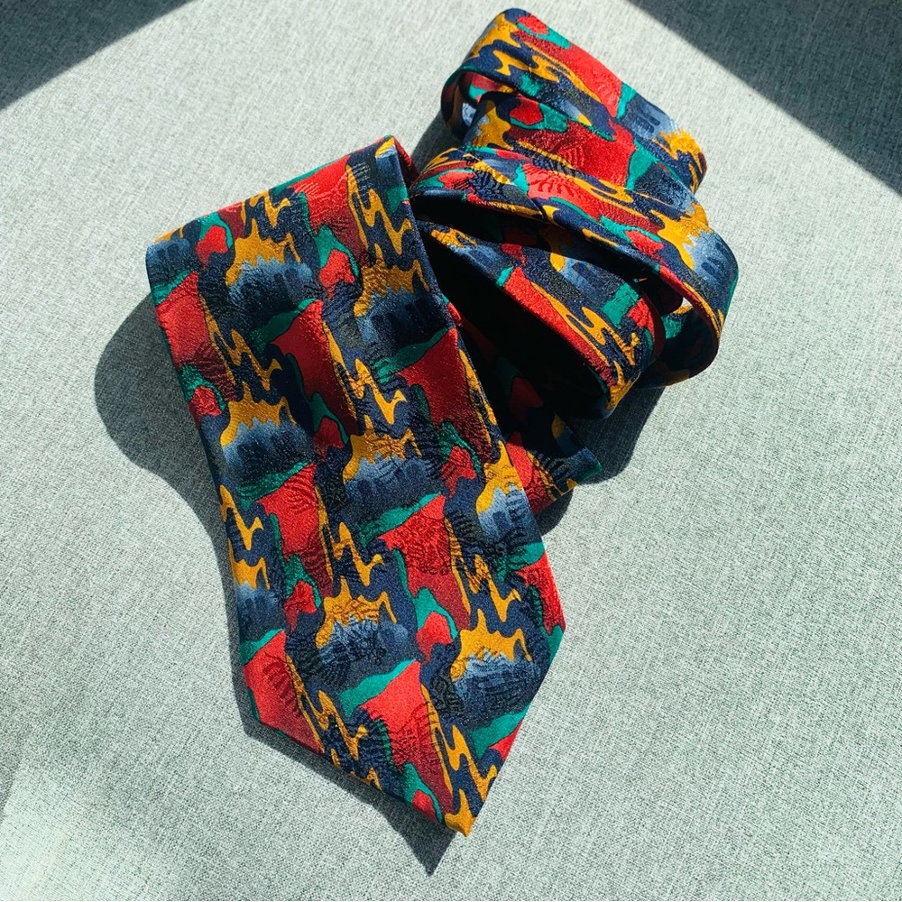 Vintage J. Garcia Silk Tie Necktie 'Northern LIghts' Red Gold Blue Abstract EUC